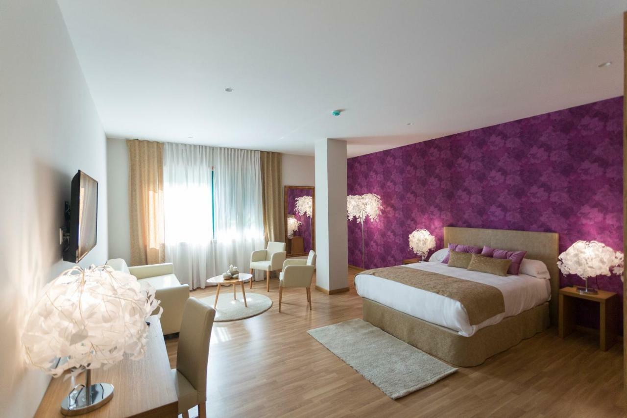 Hotel A Roldana Naron  Exterior photo